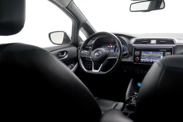 Nissan Leaf 40 kWh TEKNA 30