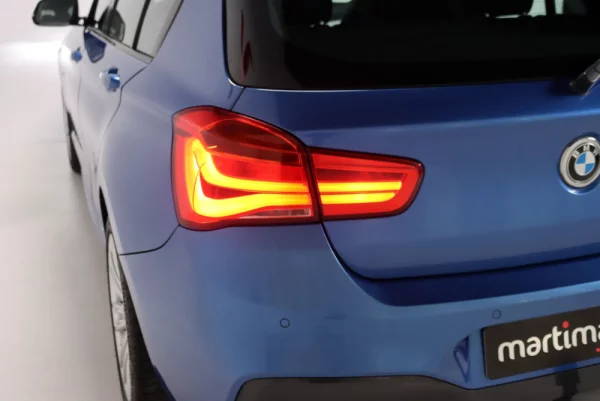 BMW 118 d Pack M Auto 12