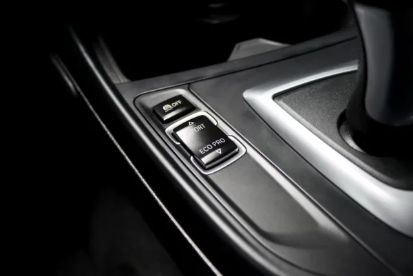 BMW 118 d Pack M Auto 27