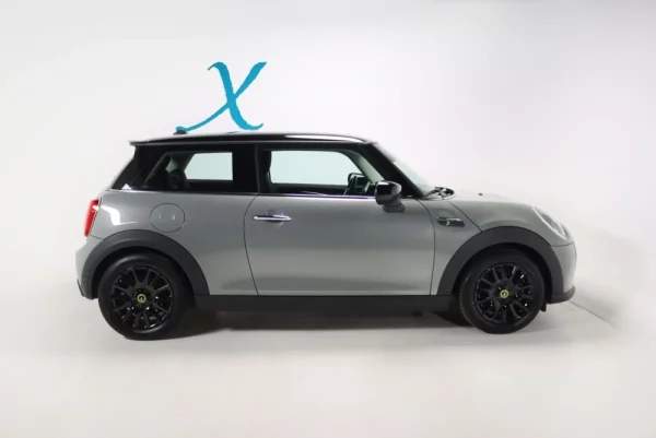 MINI 3 Portas Cooper SE 7