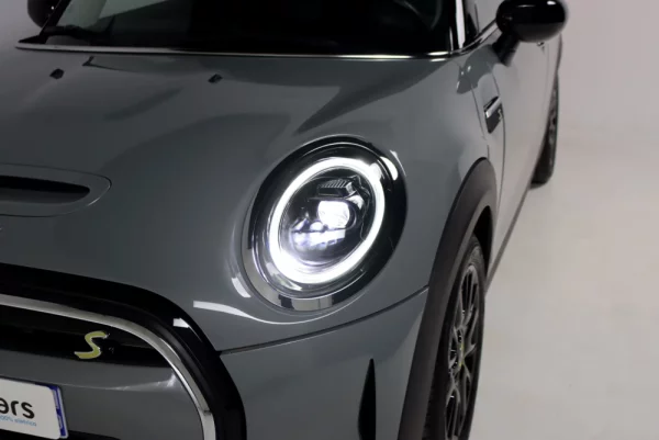 MINI 3 Portas Cooper SE 14