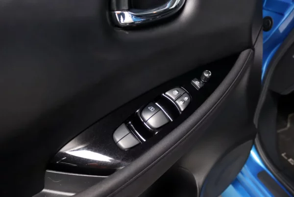 Nissan Leaf 40 kWh TEKNA 17