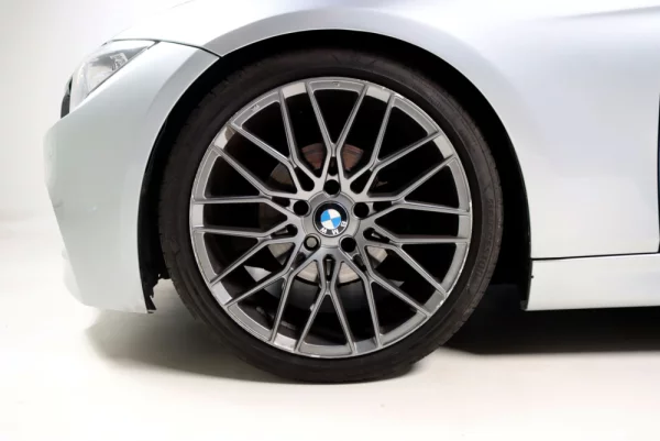 BMW 318 d Touring 9