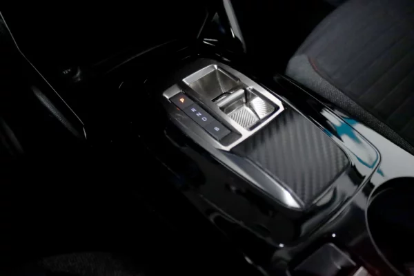 Peugeot e-2008 50 kWh Active 18