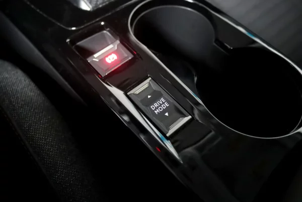 Peugeot e-2008 50 kWh Active 19