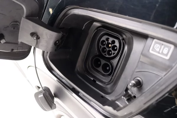 Peugeot e-2008 50 kWh Active 23