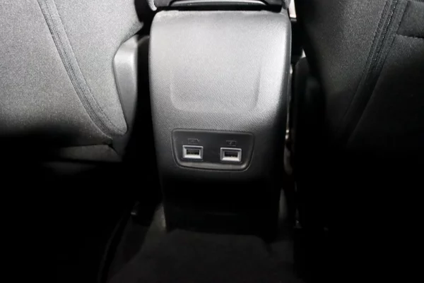 Peugeot e-2008 50 kWh Active 34