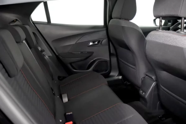 Peugeot e-2008 50 kWh Active 36