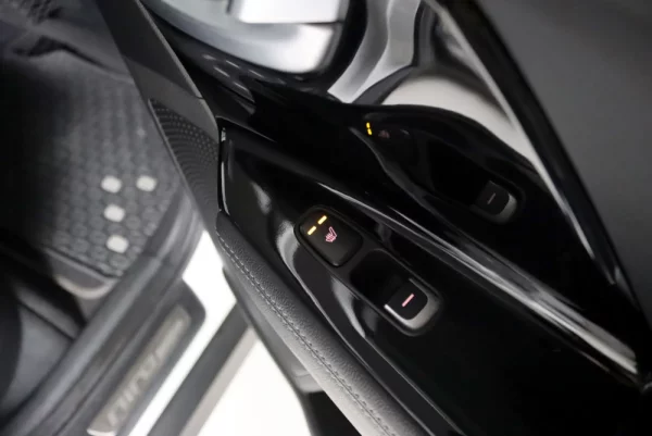 Kia e-Niro 64kWh 28