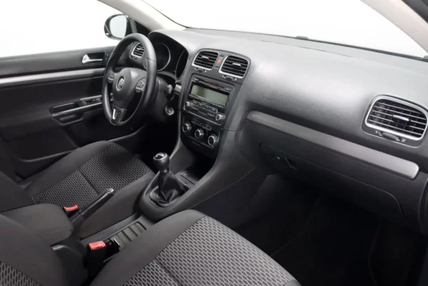 Volkswagen Golf Variant 1.6 TDi Confortline 13