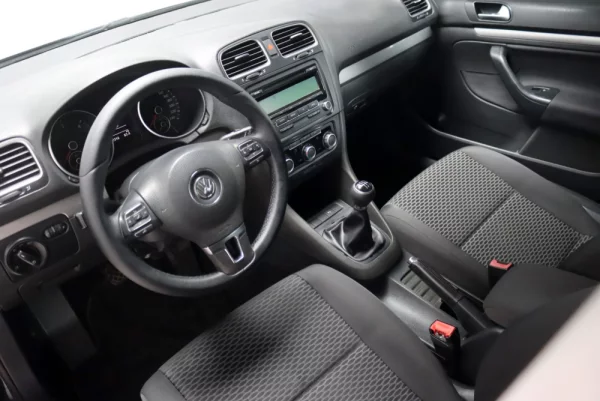 Volkswagen Golf Variant 1.6 TDi Confortline 14