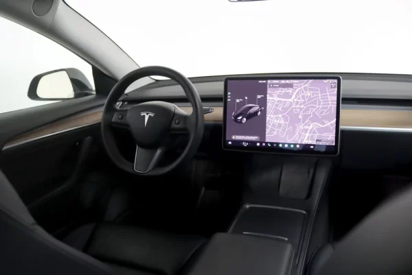 Tesla Model 3 Long Range AWD Dual Motor 23