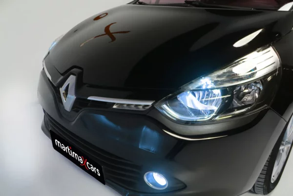 Renault Clio 0.9 TCE Limited 3