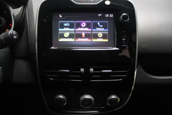 Renault Clio 0.9 TCE Limited 13