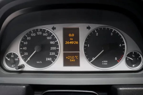 Mercedes-Benz B 180 CDi 7