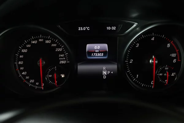 Mercedes-Benz CLA 180 d Shooting Brake Aut. 9