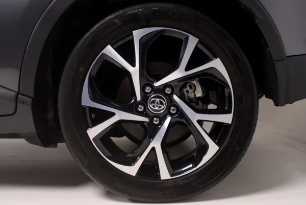 Toyota C-HR 1.8 Hybrid Exclusive 7