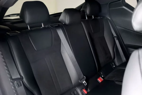 Toyota C-HR 1.8 Hybrid Exclusive 11