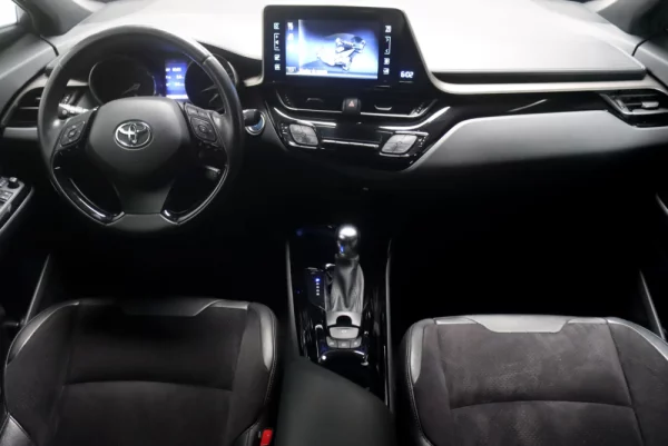 Toyota C-HR 1.8 Hybrid Exclusive 14