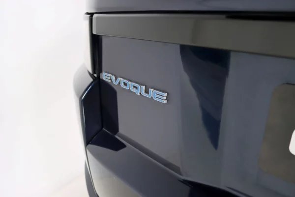 Land Rover Range Rover Evoque 2.0 TD4 Pure 11