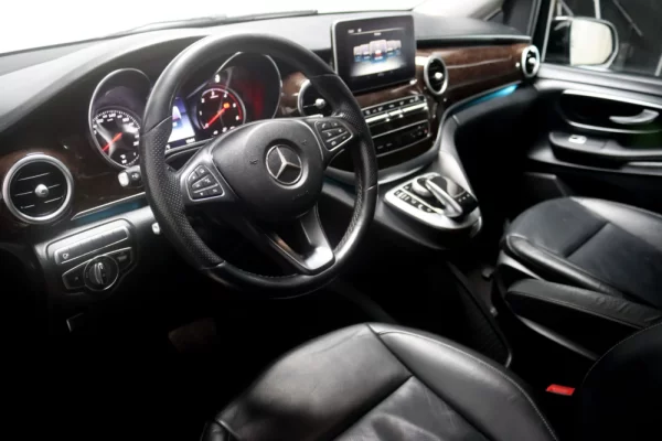 Mercedes-Benz V 250 BlueTEC 14