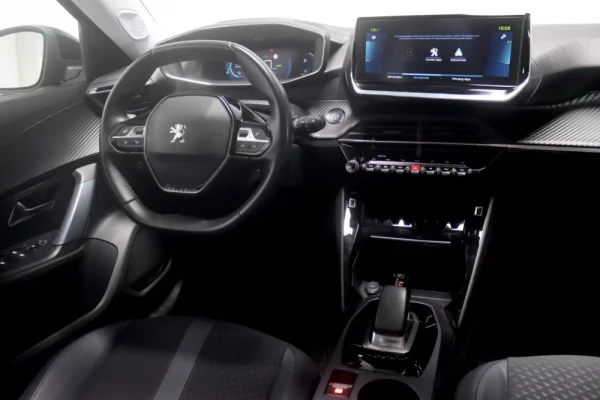 Peugeot e-2008 Allure 15