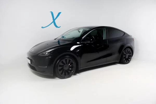 Tesla Model Y Performance Tração Integral 2