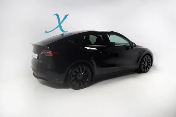 Tesla Model Y Performance Tração Integral 6
