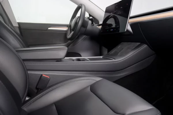 Tesla Model Y Performance Tração Integral 9