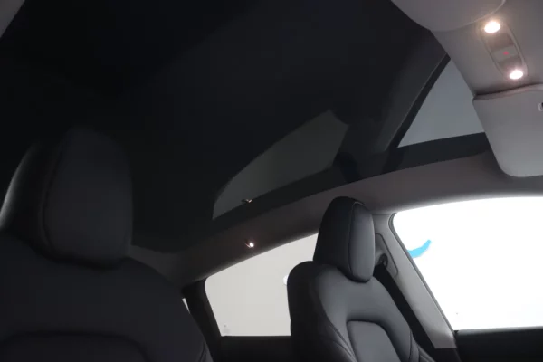 Tesla Model Y Performance Tração Integral 14