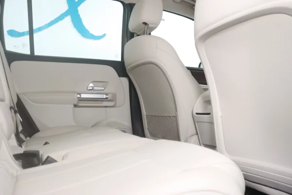Mercedes-Benz EQB 300 4Matic 19