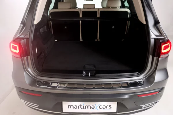 Mercedes-Benz EQB 300 4Matic 28