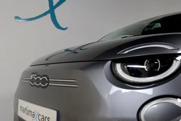 Fiat 500e La Prima 4