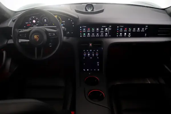 Porsche Taycan GTS 30
