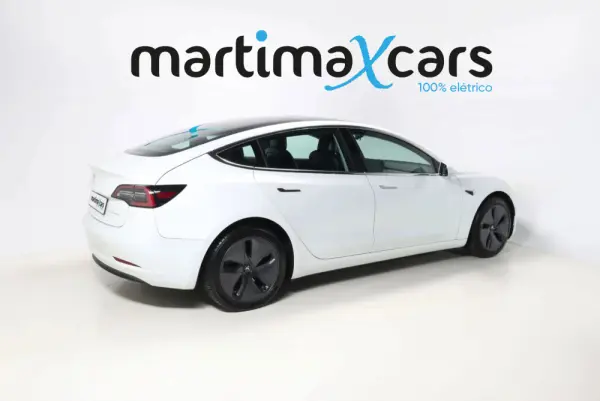 Tesla Model 3 Long-Range Dual Motor AWD 4