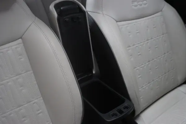 Fiat 500e La Prima 25