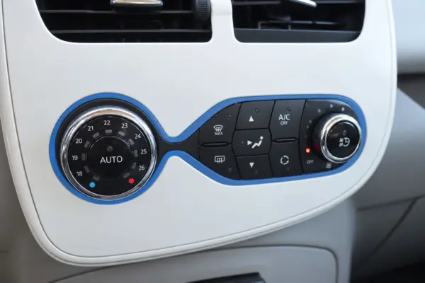 Renault Zoe (c/ Bateria) 41 kwh Intens 16