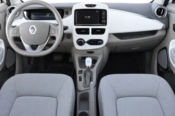 Renault Zoe (c/ Bateria) 41 kwh Intens 10