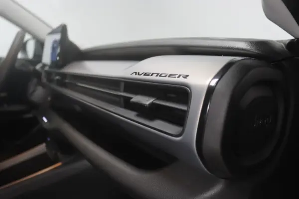 Jeep Avenger 54 kWh Altitude 22