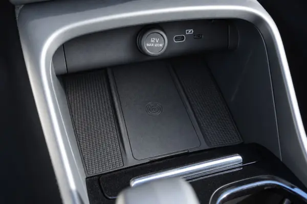 Volvo XC 40 Recharge Core 16