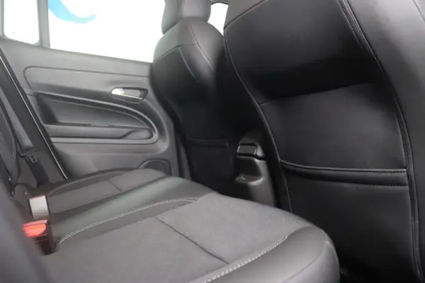 Jeep Avenger 54 kWh Altitude 23