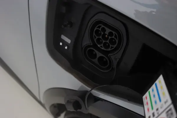 Renault Mégane E-Tech EV60 220hp optimum charge Equilibre 15