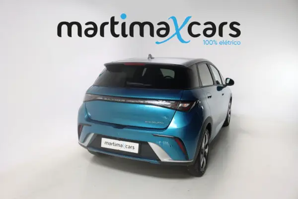 BYD Dolphin 60.4 kWh Design 9