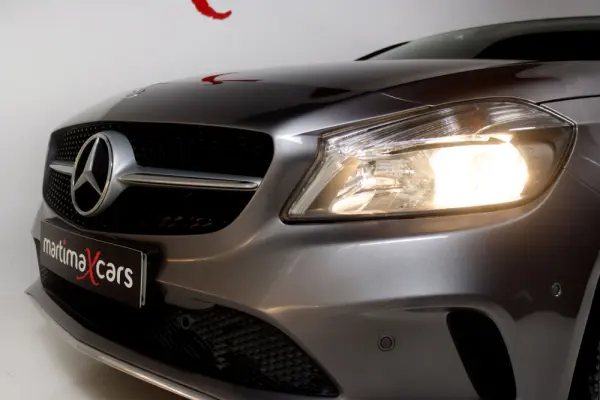 Mercedes-Benz A 180 d Urban 8