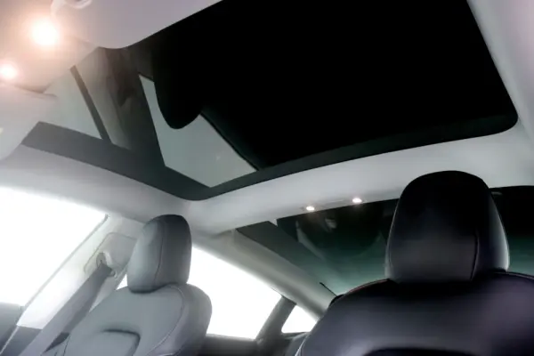 Tesla Model 3 Long-Range Dual Motor AWD 13