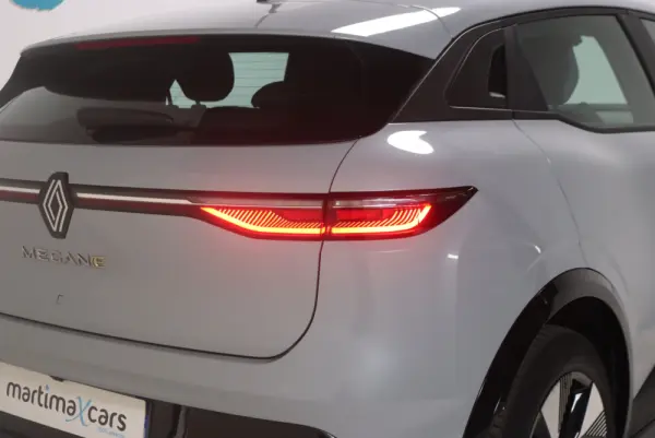 Renault Mégane E-Tech EV60 220hp optimum charge Equilibre 8