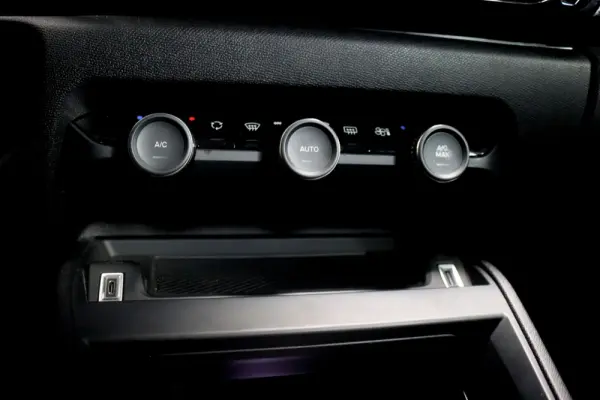 Citroen e-C4 50 kWh Plus 23