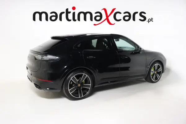 Porsche Cayenne Coupé E-Hybrid Platinum Edition 4