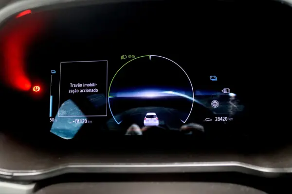 Renault Zoe (c/ Bateria) EV50 110hp Evolution 18