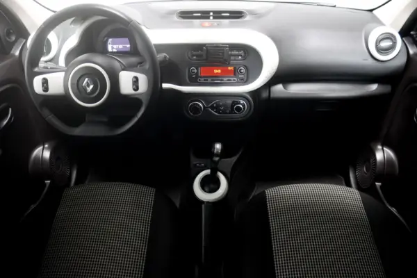 Renault Twingo E-Tech 27.5 kWh Techno Autonomia Urbana 17